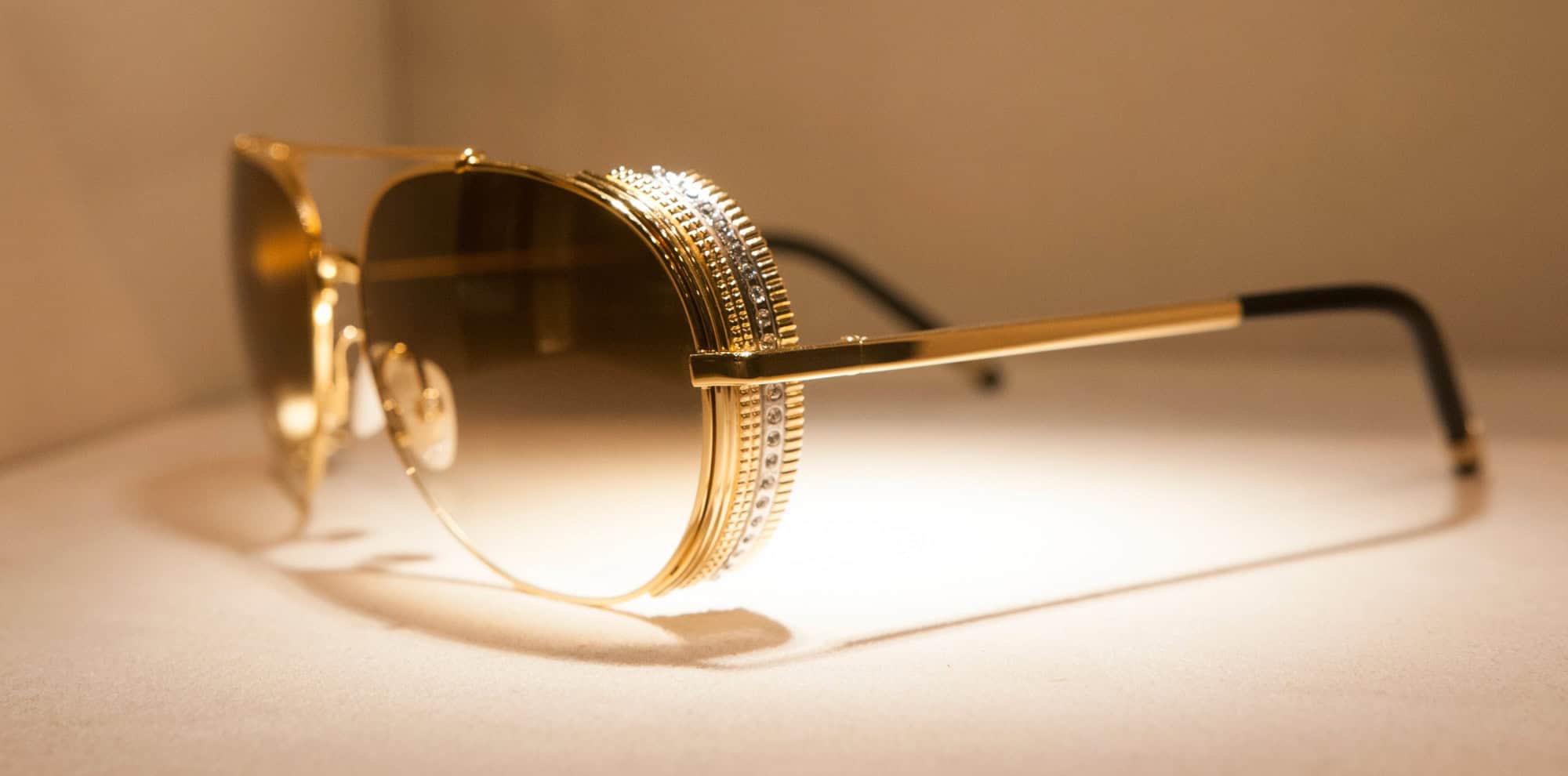 Eleganti occhiali di lusso. Kering Eyewear sceglie Aeonvis per supportare la sua crescita globale con SAP Fashion Management su HANA Enterprise Cloud